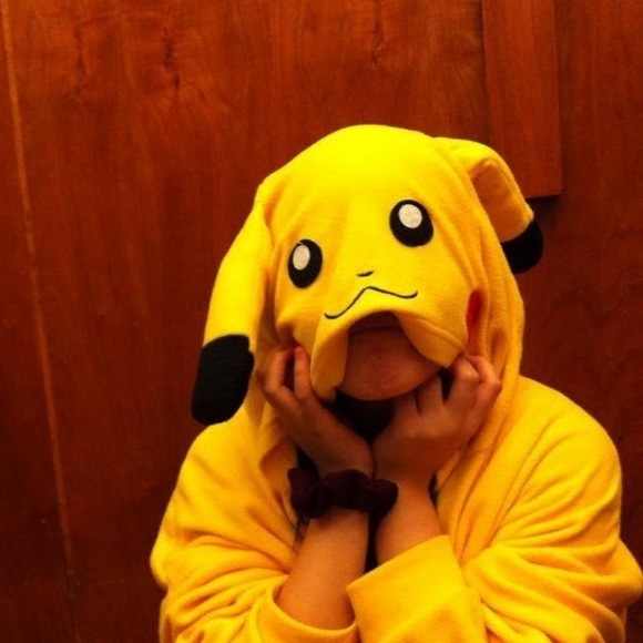 Meet your Posher, Gloria - Picture 1 of 1